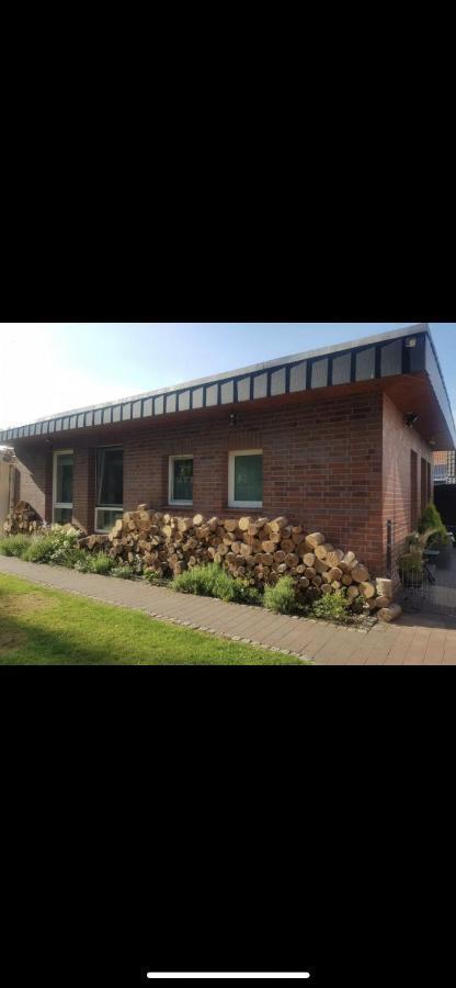 Mini-Bungalow Delmenhorst Buitenkant foto